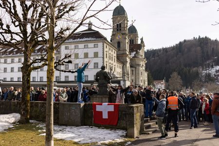 tagreuters.com2025binary_LYNXNPEL1L0AU-VIEWIMAGE