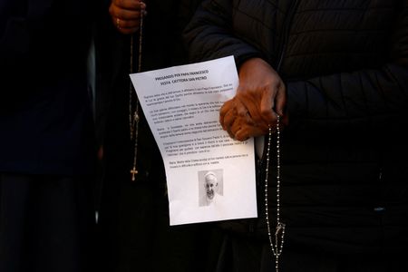 tagreuters.com2025binary_LYNXNPEL1L0C3-VIEWIMAGE