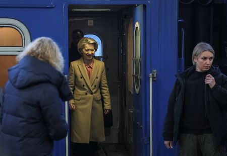 tagreuters.com2025binary_LYNXNPEL1N0JL-VIEWIMAGE