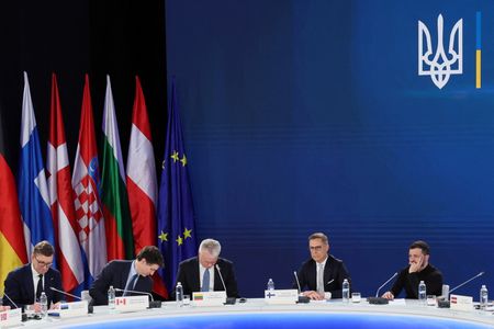 tagreuters.com2025binary_LYNXNPEL1N0MY-VIEWIMAGE