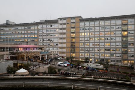 tagreuters.com2025binary_LYNXNPEL1O075-VIEWIMAGE