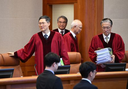 tagreuters.com2025binary_LYNXNPEL1O0AJ-VIEWIMAGE