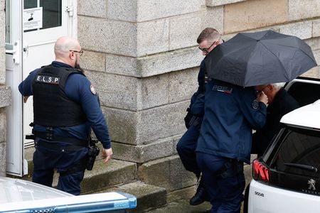 tagreuters.com2025binary_LYNXNPEL1O0PR-VIEWIMAGE