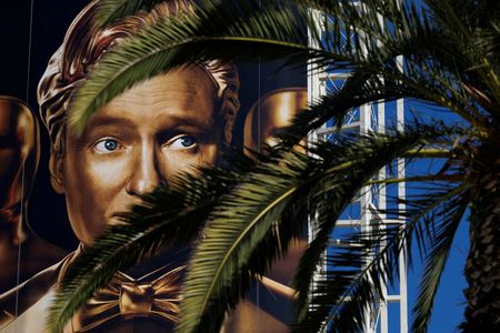 tagreuters.com2025binary_LYNXNPEL1P0CR-VIEWIMAGE