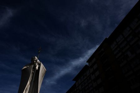 tagreuters.com2025binary_LYNXNPEL1P0E2-VIEWIMAGE