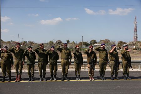 tagreuters.com2025binary_LYNXNPEL1P0HR-VIEWIMAGE