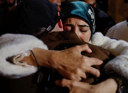 tagreuters.com2025binary_LYNXNPEL1Q005-VIEWIMAGE