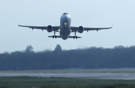 tagreuters.com2025binary_LYNXNPEL1Q0BL-VIEWIMAGE