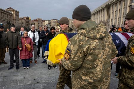 tagreuters.com2025binary_LYNXNPEL1R0QB-VIEWIMAGE