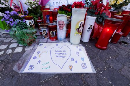 tagreuters.com2025binary_LYNXNPEL2409U-VIEWIMAGE