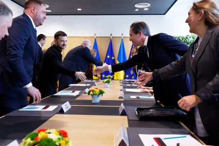 tagreuters.com2025binary_LYNXNPEL250I3-VIEWIMAGE