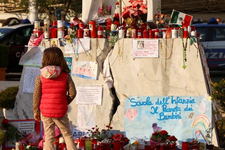 tagreuters.com2025binary_LYNXNPEL250XC-VIEWIMAGE