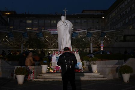 tagreuters.com2025binary_LYNXNPEL250XD-VIEWIMAGE