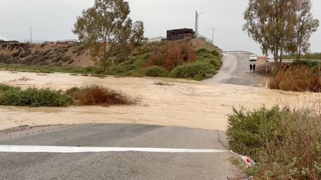 tagreuters.com2025binary_LYNXNPEL2511C-VIEWIMAGE