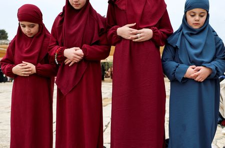 tagreuters.com2025binary_LYNXNPEL260HH-VIEWIMAGE