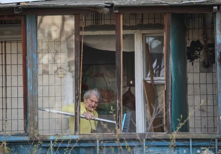 tagreuters.com2025binary_LYNXNPEL2N04U-VIEWIMAGE