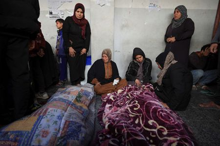 tagreuters.com2025binary_LYNXNPEL2N0CU-VIEWIMAGE