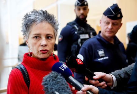 tagreuters.com2025binary_LYNXNPEL2N0GV-VIEWIMAGE