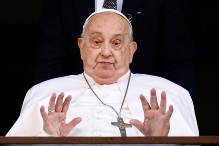 tagreuters.com2025binary_LYNXNPEL2N0MP-VIEWIMAGE