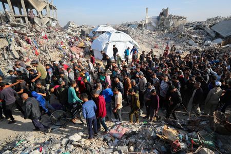 tagreuters.com2025binary_LYNXNPEL2P0T7-VIEWIMAGE