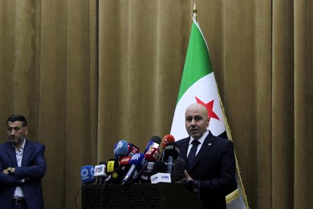 tagreuters.com2025binary_LYNXNPEL2Q0DD-VIEWIMAGE