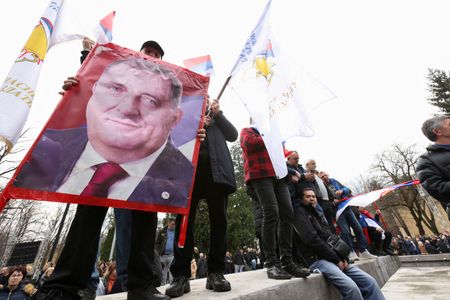 tagreuters.com2025binary_LYNXNPEL2Q0MX-VIEWIMAGE