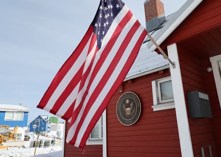 tagreuters.com2025binary_LYNXNPEL2Q0WN-VIEWIMAGE