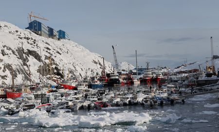 tagreuters.com2025binary_LYNXNPEL2Q0WP-VIEWIMAGE