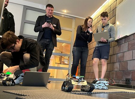 tagreuters.com2025binary_LYNXNPEL2U0OK-VIEWIMAGE