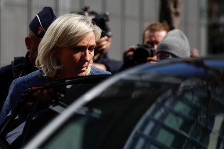 tagreuters.com2025binary_LYNXNPEL2U0P3-VIEWIMAGE