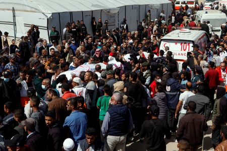 tagreuters.com2025binary_LYNXNPEL2U0T9-VIEWIMAGE