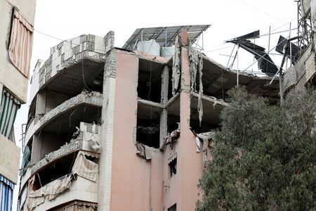 tagreuters.com2025binary_LYNXNPEL301AO-VIEWIMAGE