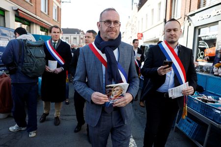 tagreuters.com2025binary_LYNXNPEL301IP-VIEWIMAGE