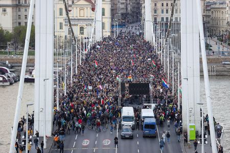 tagreuters.com2025binary_LYNXNPEL3020U-VIEWIMAGE