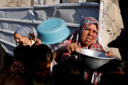 tagreuters.com2025binary_LYNXNPEL3026G-VIEWIMAGE