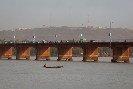 tagreuters.com2025binary_LYNXNPEL380AP-VIEWIMAGE