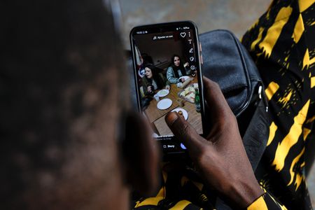 tagreuters.com2025binary_LYNXNPEL380AT-VIEWIMAGE