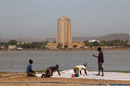 tagreuters.com2025binary_LYNXNPEL380B4-VIEWIMAGE