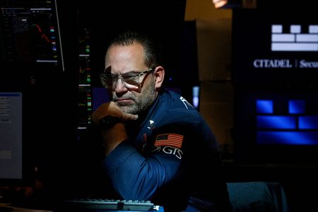 tagreuters.com2025binary_LYNXNPEL380ET-VIEWIMAGE