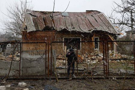 tagreuters.com2025binary_LYNXNPEL3908N-VIEWIMAGE