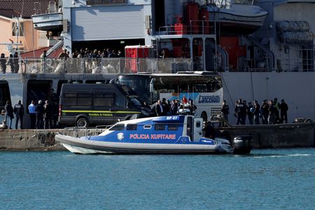 tagreuters.com2025binary_LYNXNPEL3A0UG-VIEWIMAGE