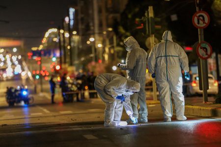 tagreuters.com2025binary_LYNXNPEL3A129-VIEWIMAGE