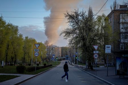 tagreuters.com2025binary_LYNXNPEL3B030-VIEWIMAGE