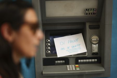 tagreuters.com2025binary_LYNXNPEL4N04H-VIEWIMAGE