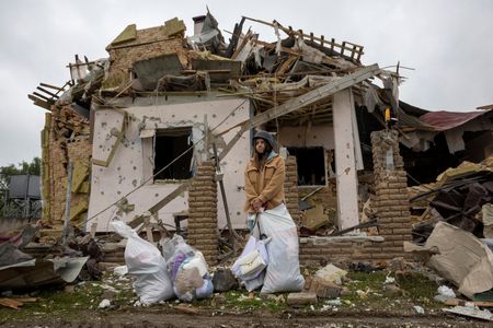 tagreuters.com2025binary_LYNXNPEL4P062-VIEWIMAGE