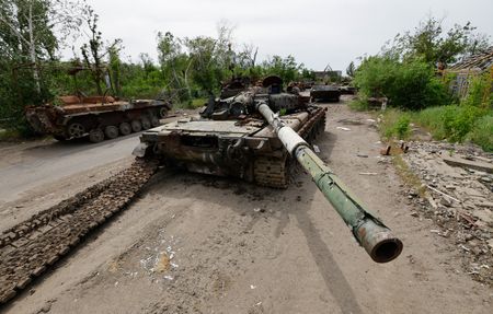 tagreuters.com2025binary_LYNXNPEL4Q0T6-VIEWIMAGE