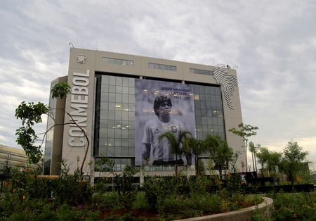 tagreuters.com2025binary_LYNXNPEL4Q0X2-VIEWIMAGE