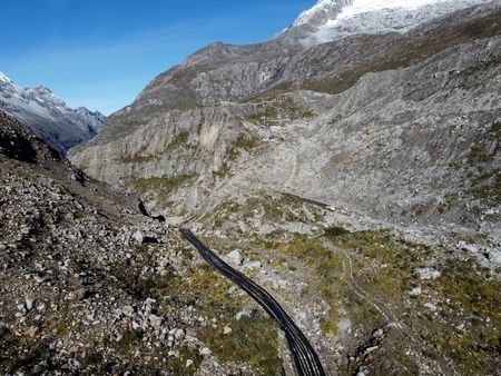 tagreuters.com2025binary_LYNXNPEL4R03L-VIEWIMAGE