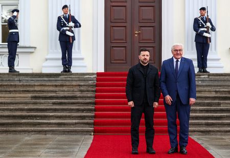 tagreuters.com2025binary_LYNXNPEL4R0P4-VIEWIMAGE