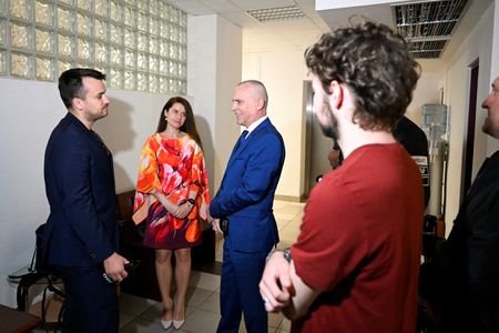 tagreuters.com2025binary_LYNXNPEL4S06U-VIEWIMAGE